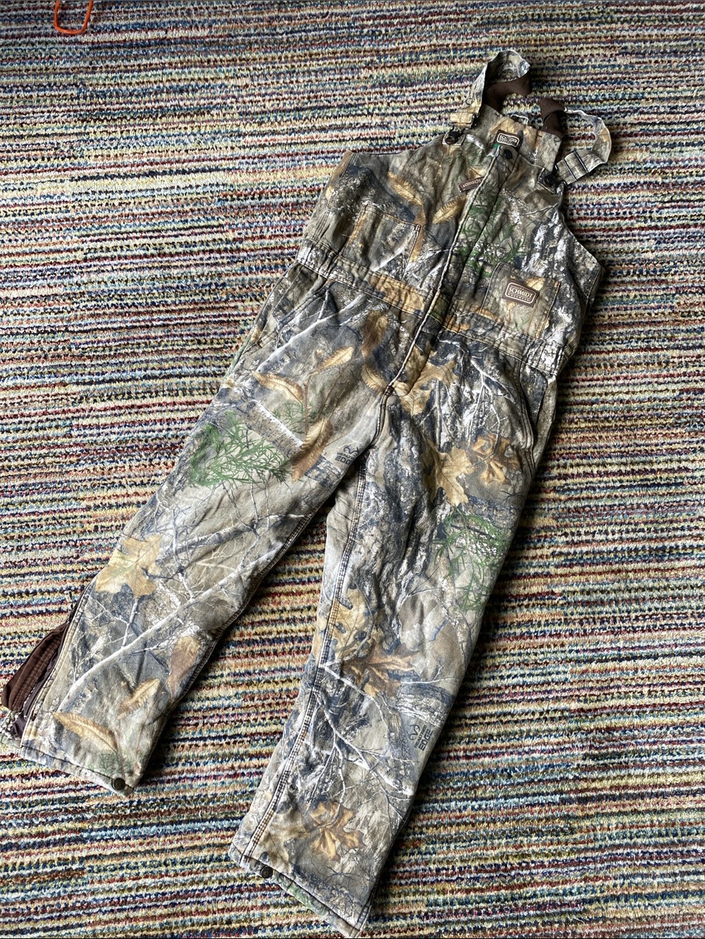 Realtree Camouflage Zip-Front Hunting Bib Overalls in Green-Brown-Gray